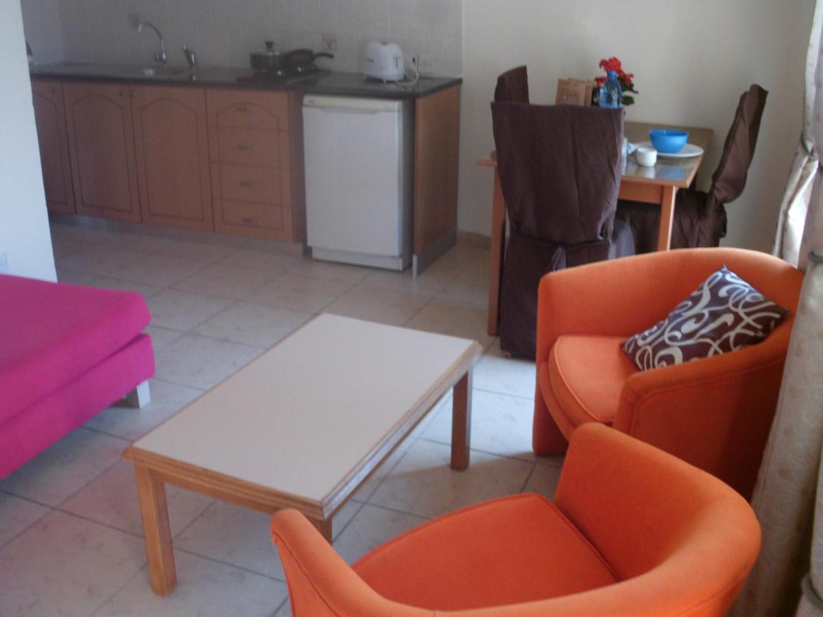 Paphos Anastasia Holiday Apartments מראה חיצוני תמונה